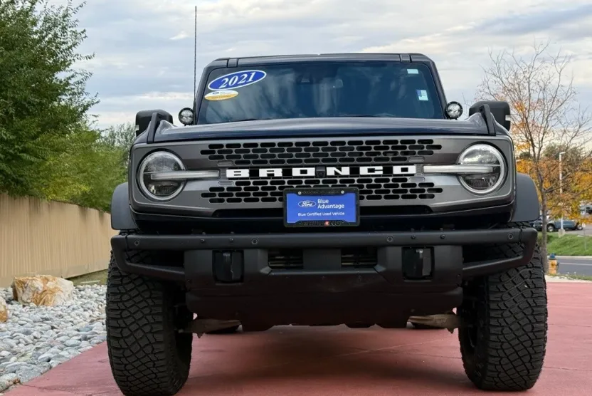 2021 Ford Bronco Badlands photo 1