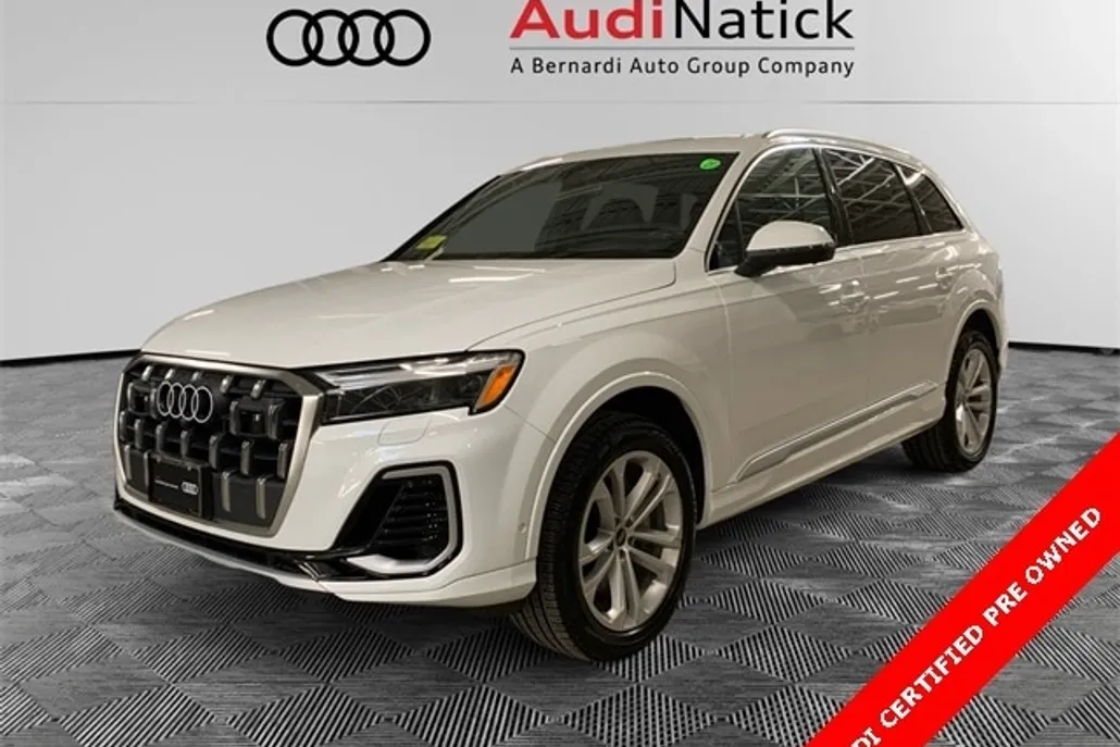 2025 Audi Q7 55 Premium photo 1