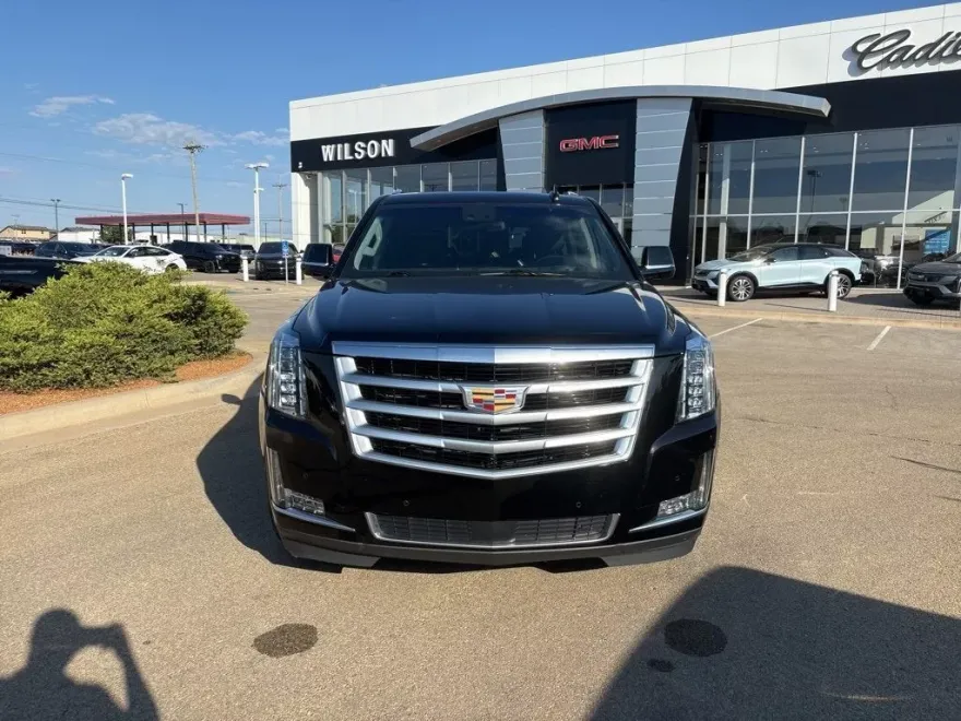 2019 Cadillac Escalade Premium Luxury photo 1