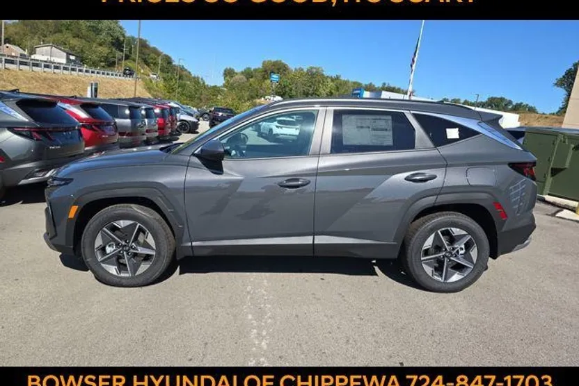 2025 Hyundai Tucson SEL photo 1