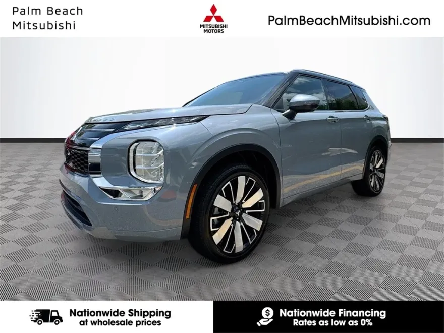 2025 Mitsubishi Outlander SEL photo 1