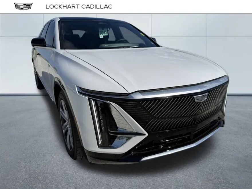 2024 Cadillac Lyriq Tech photo 1