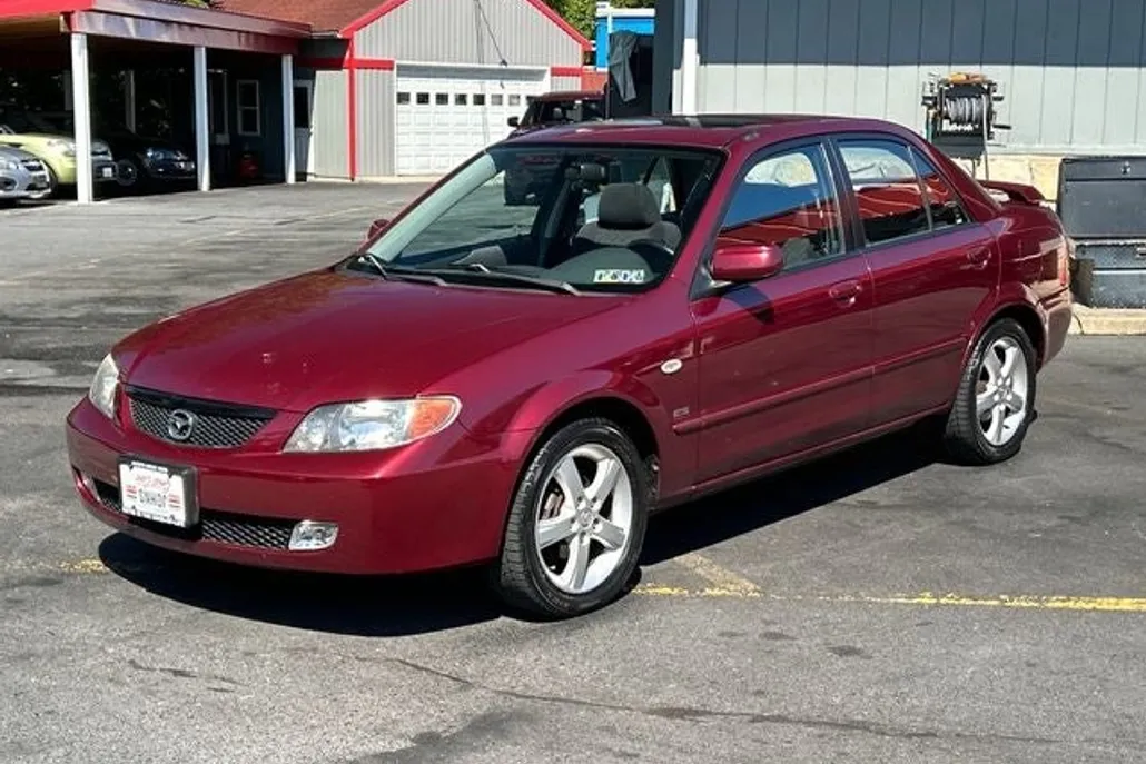 2003 Mazda Protege DX photo 1