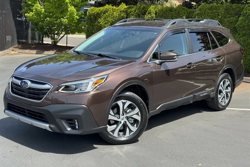 2021 Subaru Outback Limited photo 1