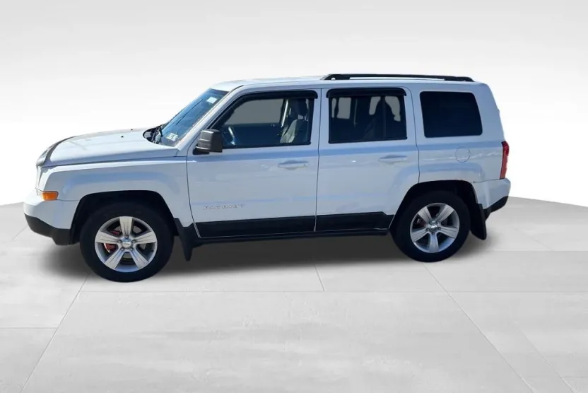 2014 Jeep Patriot Sport photo 1
