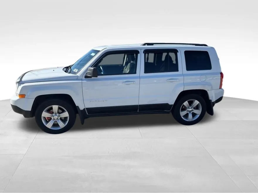 2014 Jeep Patriot Sport photo 1