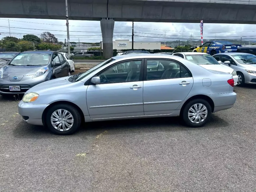 2007 Toyota Corolla LE photo 1