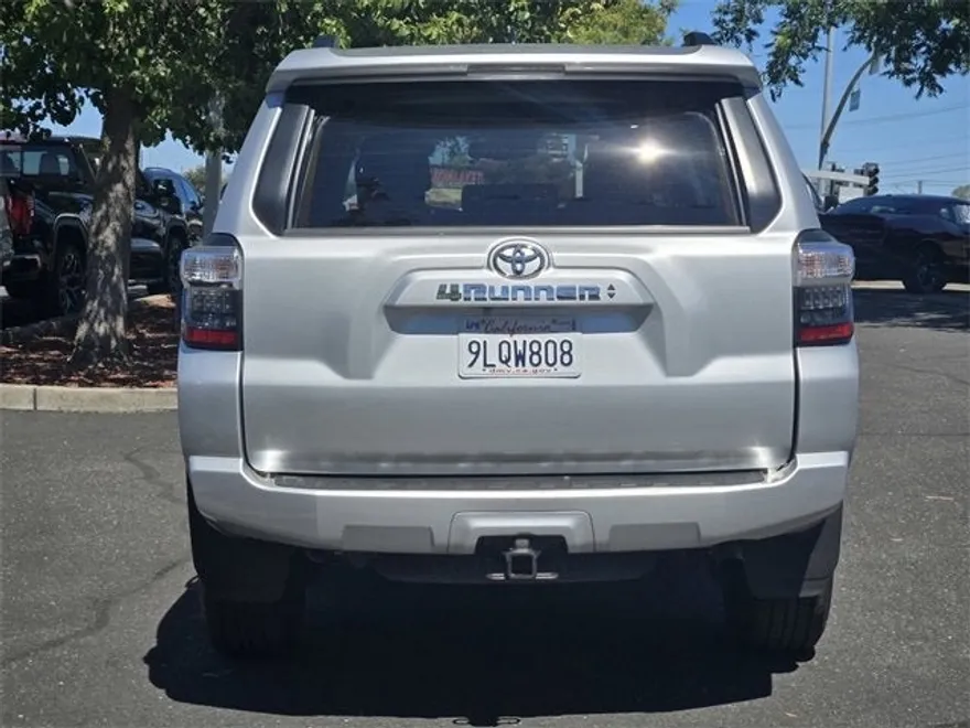 2024 Toyota 4Runner SR5 photo 1