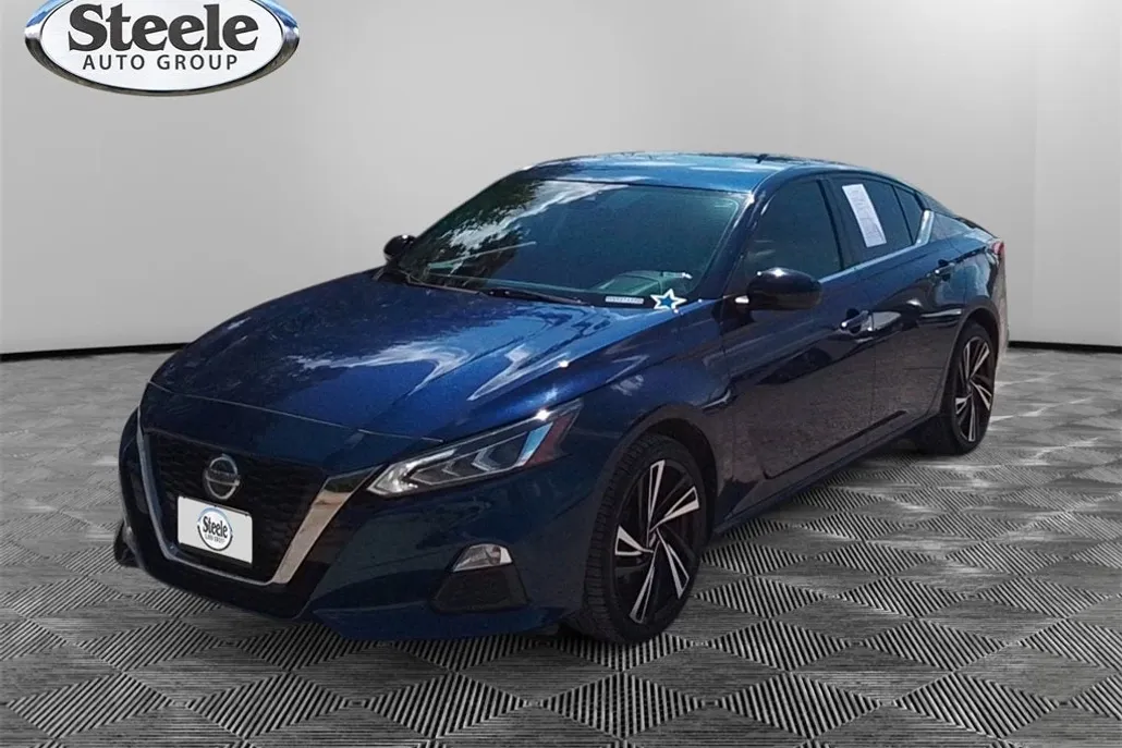 2021 Nissan Altima 2.5 SR photo 1
