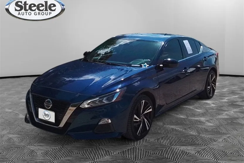 2021 Nissan Altima 2.5 SR photo 1
