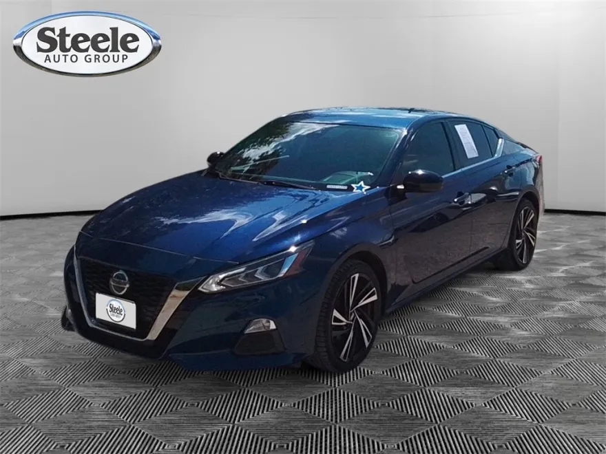 2021 Nissan Altima 2.5 SR photo 1