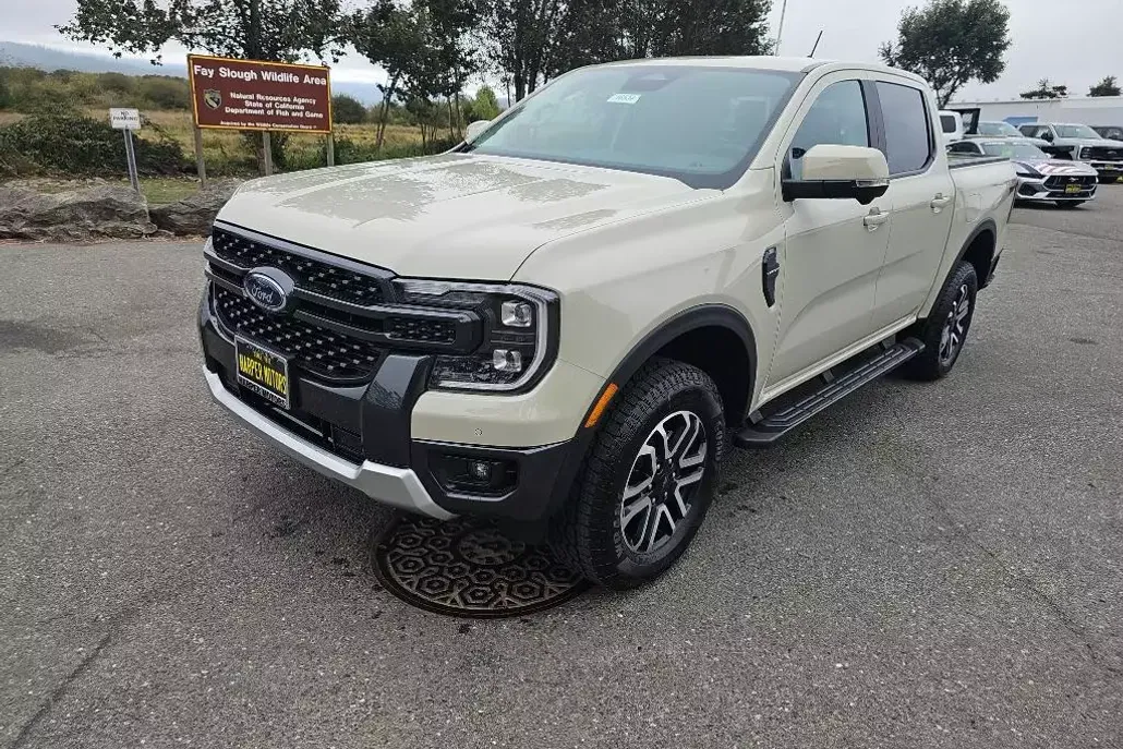 2025 Ford Ranger Lariat photo 1