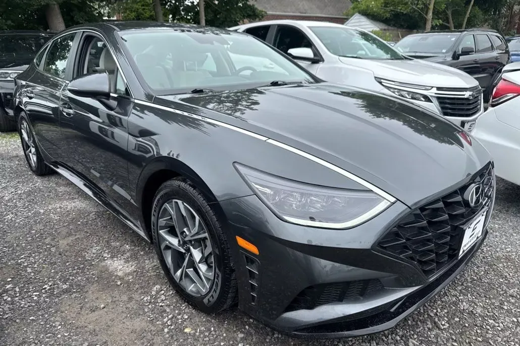 2023 Hyundai Sonata SEL photo 1