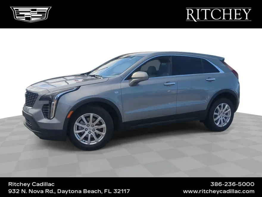 2023 Cadillac XT4 Luxury photo 1
