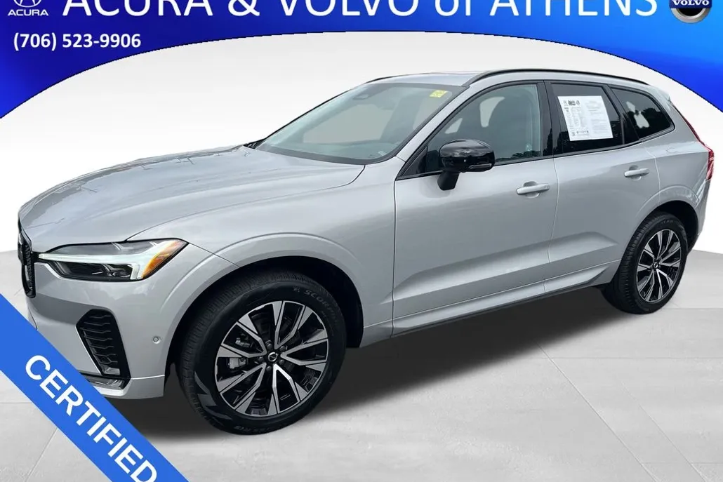 2025 Volvo XC60 Plus photo 1