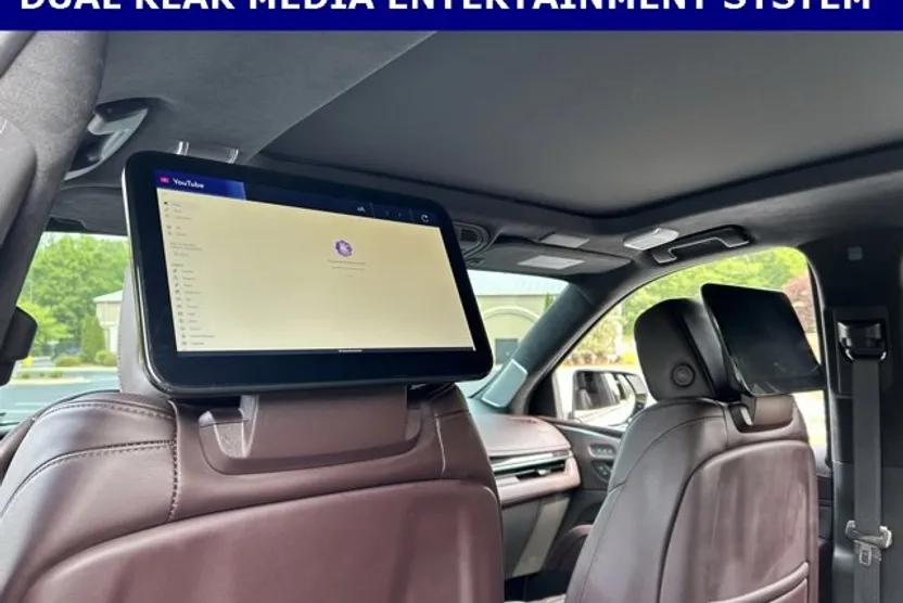 2023 Cadillac Escalade V-Series photo 1