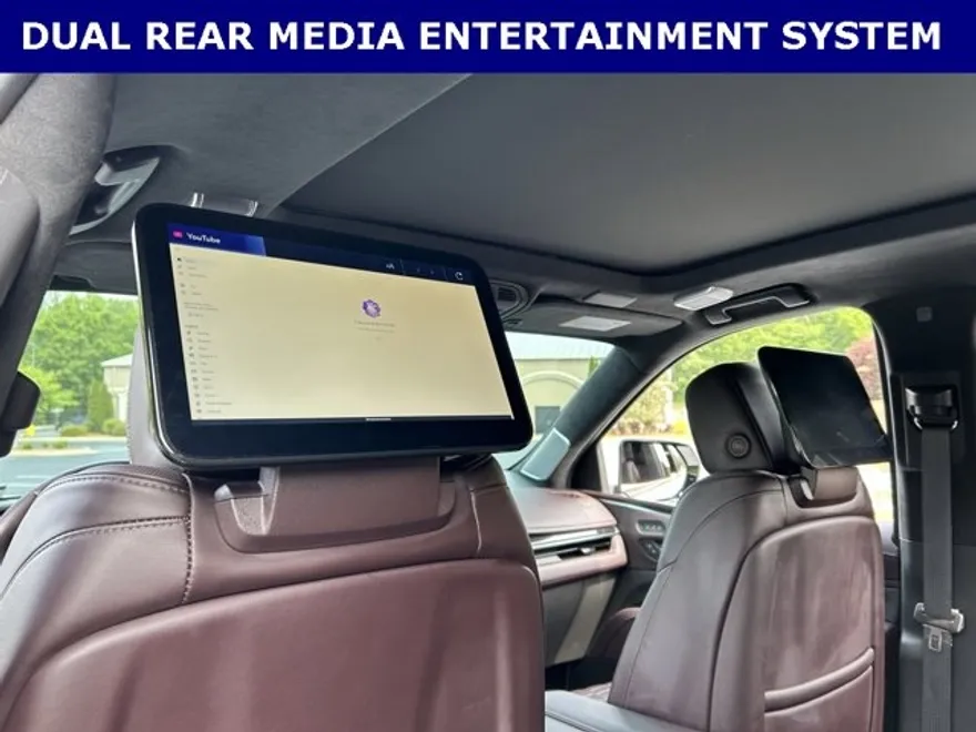 2023 Cadillac Escalade V-Series photo 1