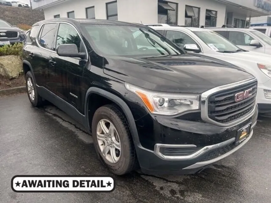 2017 Gmc Acadia SLE photo 1