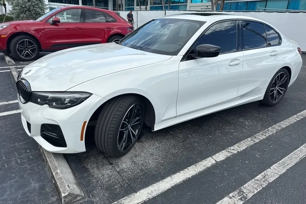 2022 Bmw 330i photo 1