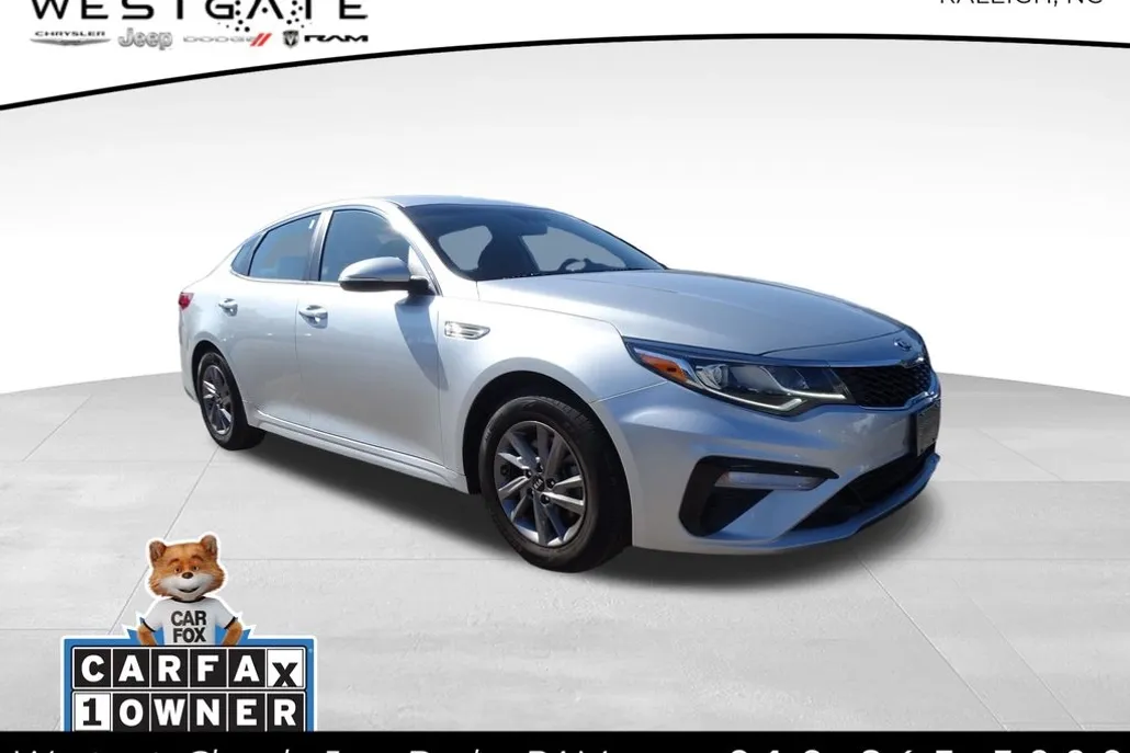 2020 Kia Optima LX photo 1
