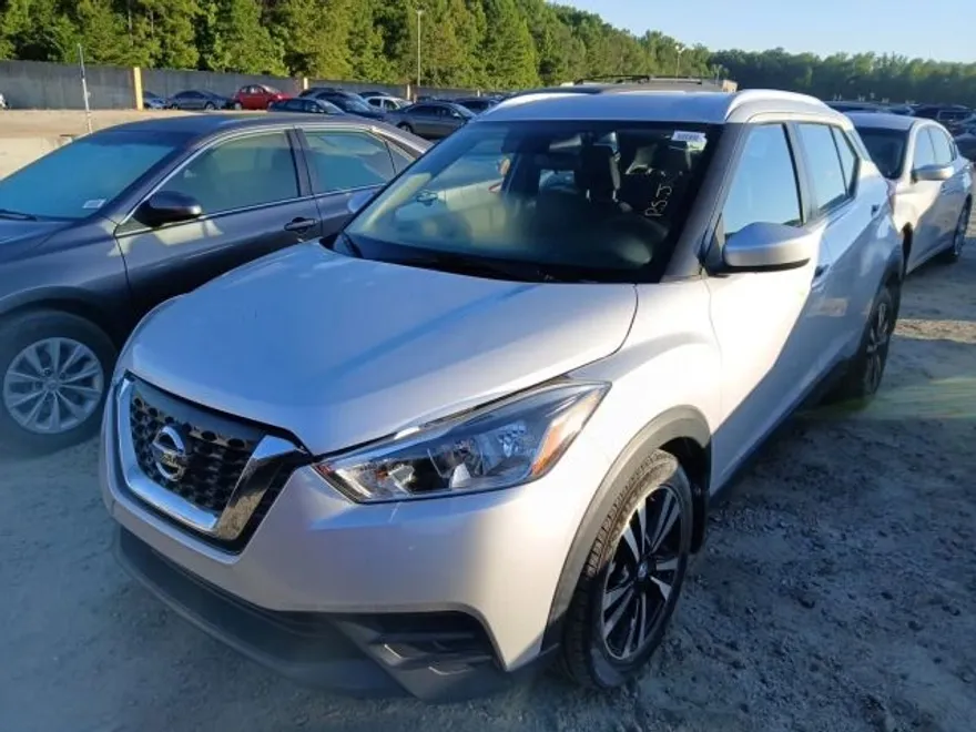 2018 Nissan Kicks SV photo 1