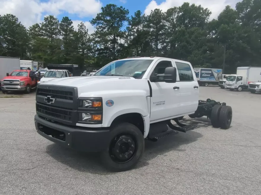 2025 Chevrolet Silverado 4500HD Work Truck photo 1