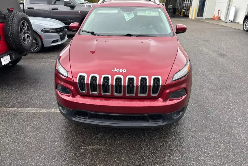 2017 Jeep Cherokee Latitude photo 1