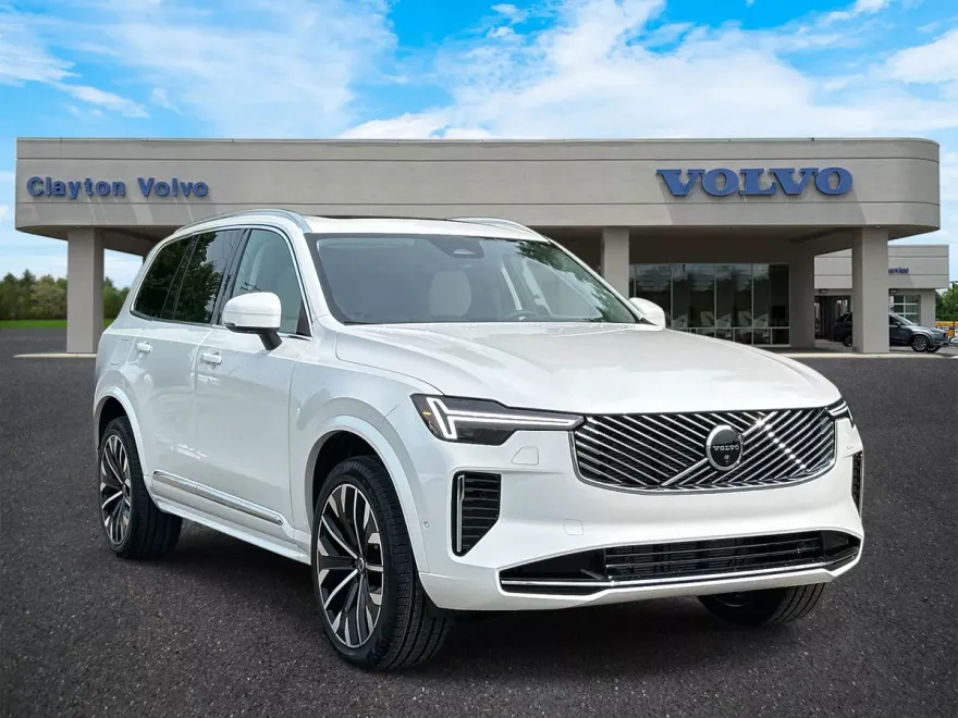 2026 Volvo XC90 AWD photo 1