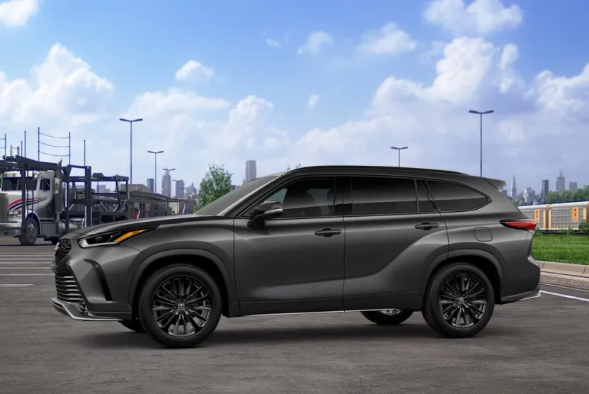 2025 Toyota Highlander XSE photo 1