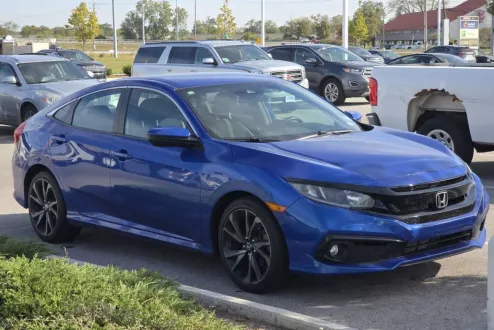 2019 Honda Civic Sport photo 2