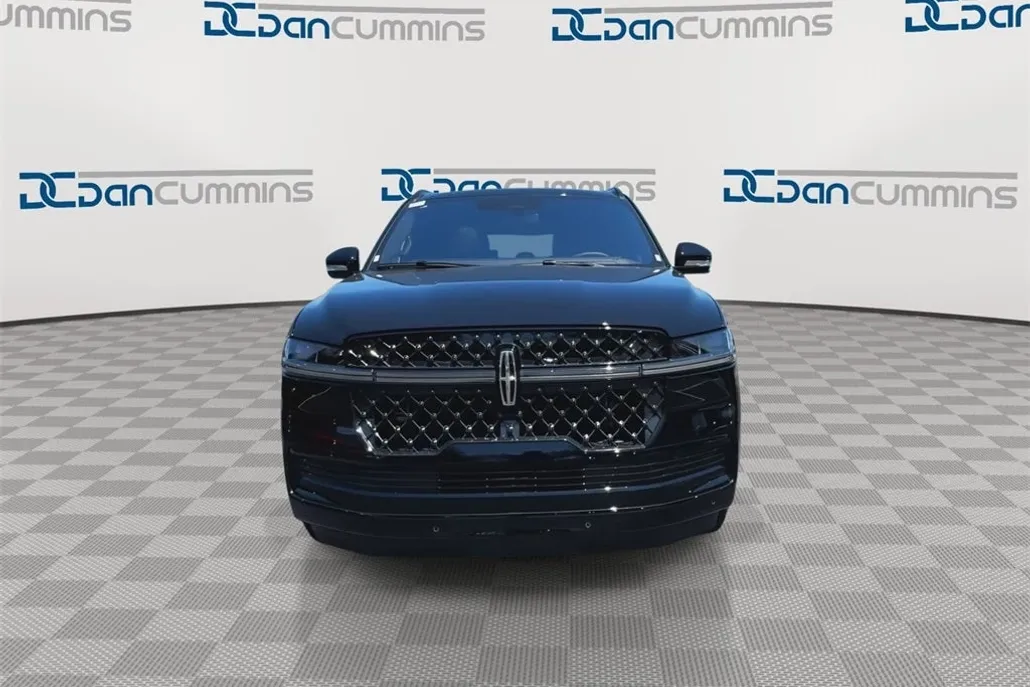 2025 Lincoln Navigator L Reserve photo 1