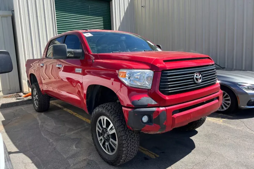 2014 Toyota Tundra Platinum photo 1