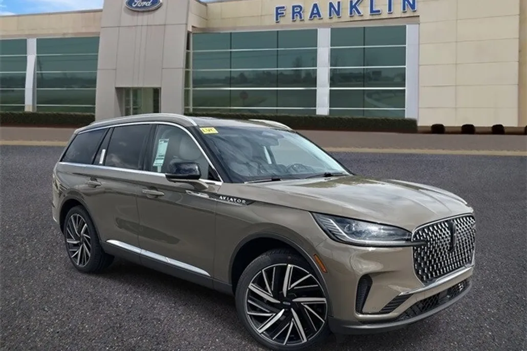 2025 Lincoln Aviator Reserve photo 1