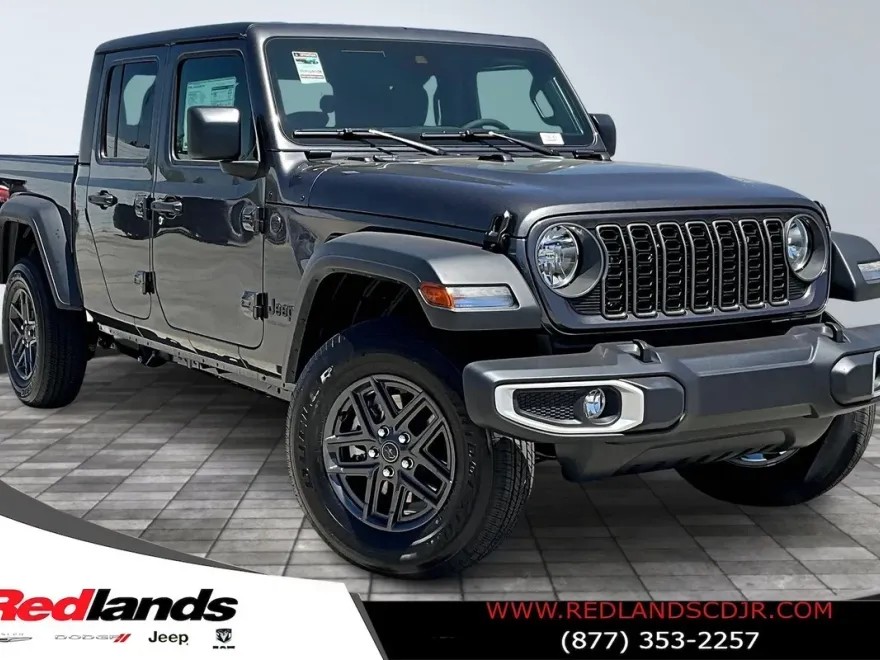 2025 Jeep Gladiator Sport photo 1