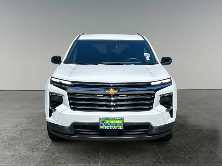 2025 Chevrolet Traverse 1LT photo 1
