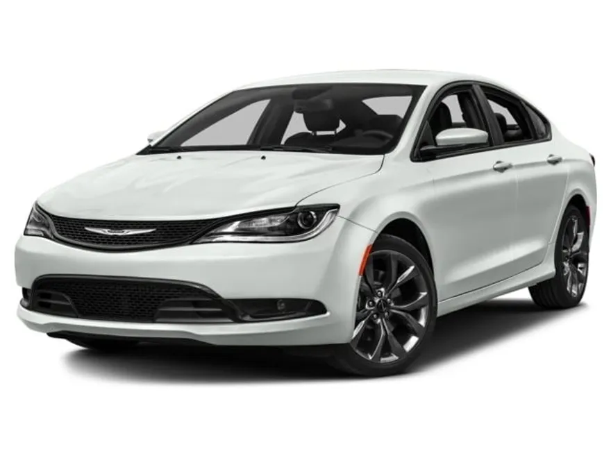 2016 Chrysler 200 S photo 1