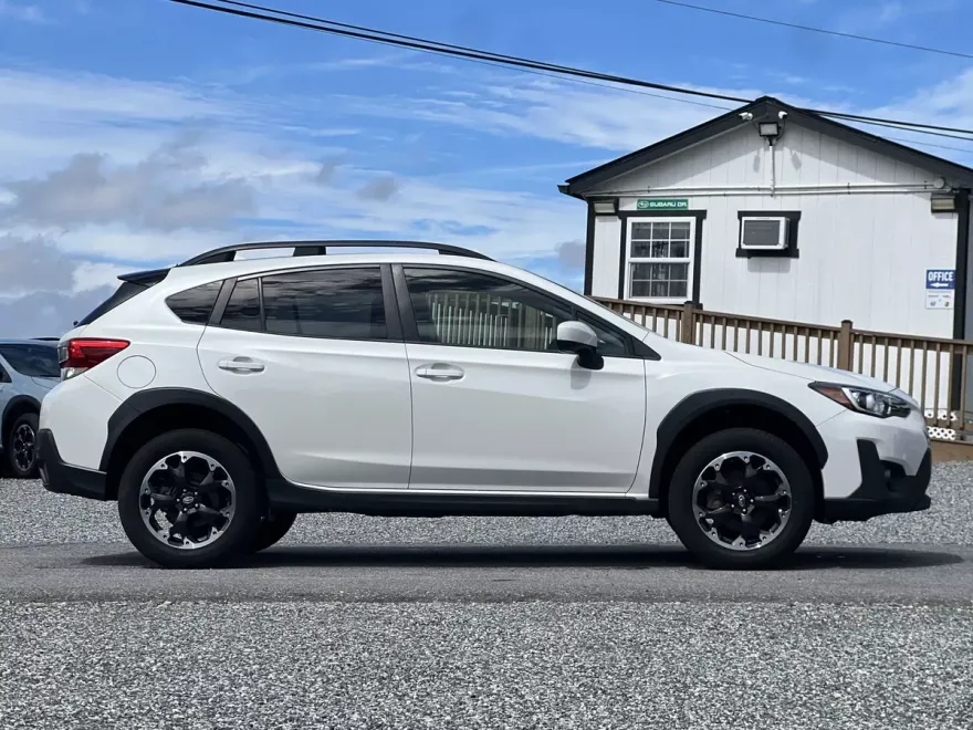 2022 Subaru Crosstrek Premium photo 1