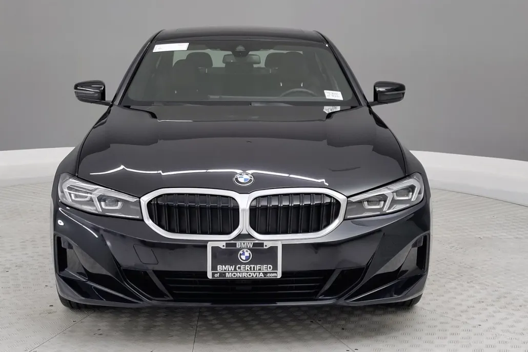 2023 Bmw 330i photo 1