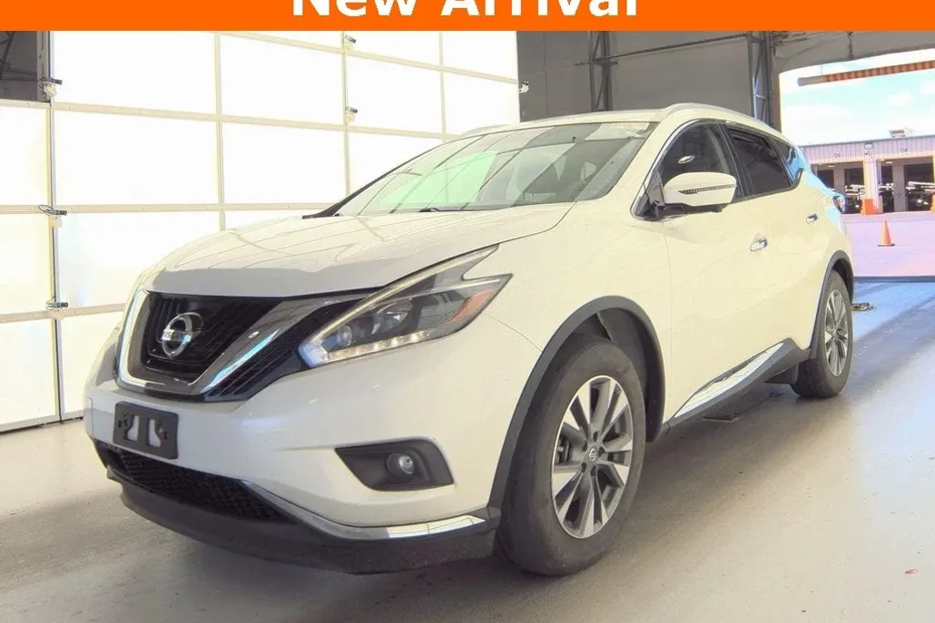 2018 Nissan Murano SL photo 1