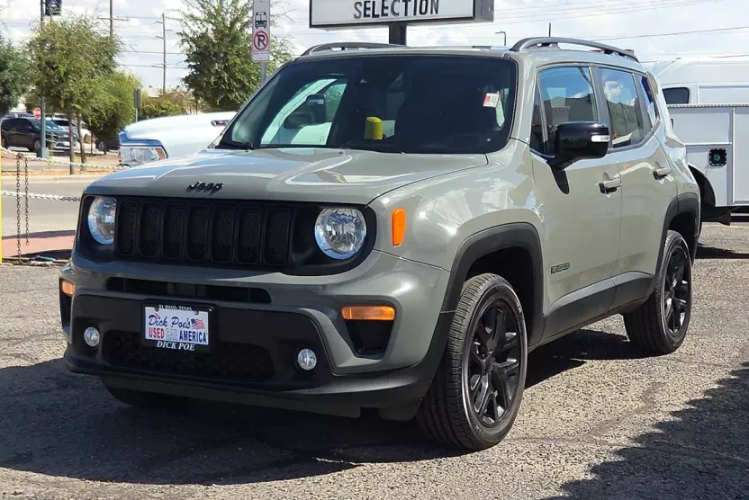 2022 Jeep Renegade Altitude photo 1