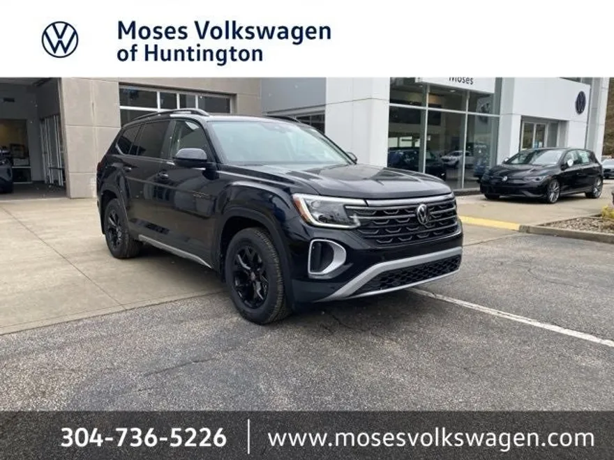 2025 Volkswagen Atlas Peak Edition SE photo 1