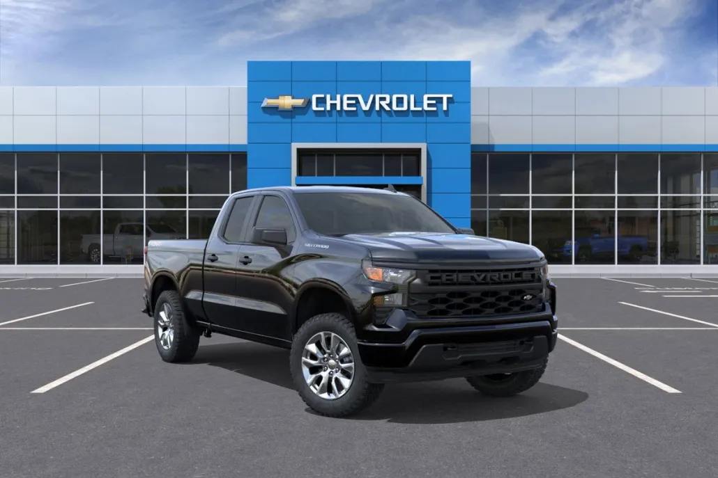 2026 Chevrolet Silverado 1500 Custom photo 1