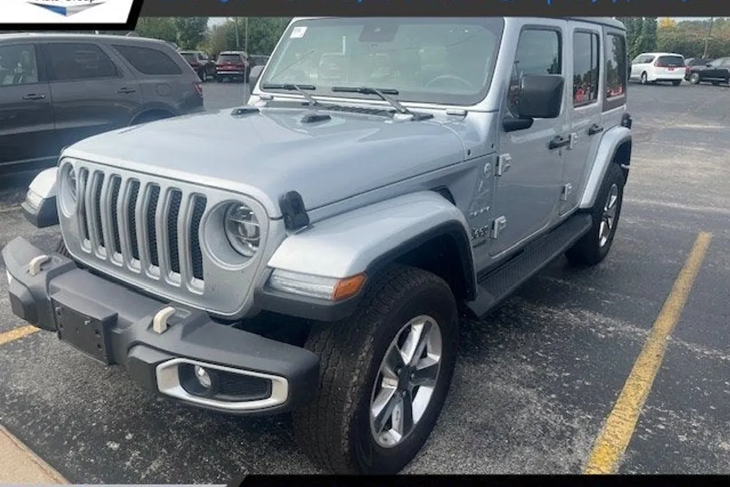 2022 Jeep Wrangler Unlimited Sahara photo 1