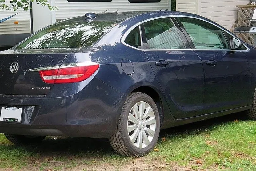 2015 Buick Verano Leather photo 1