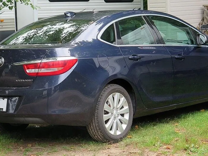 2015 Buick Verano Leather photo 1