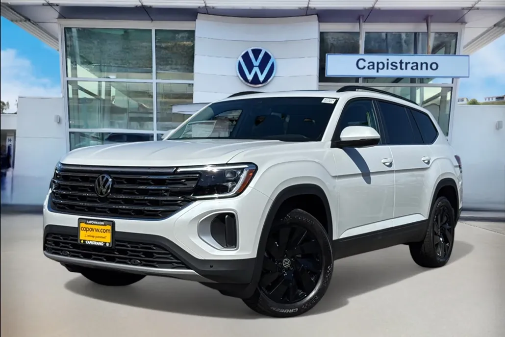 2026 Volkswagen Atlas SE Technology photo 1