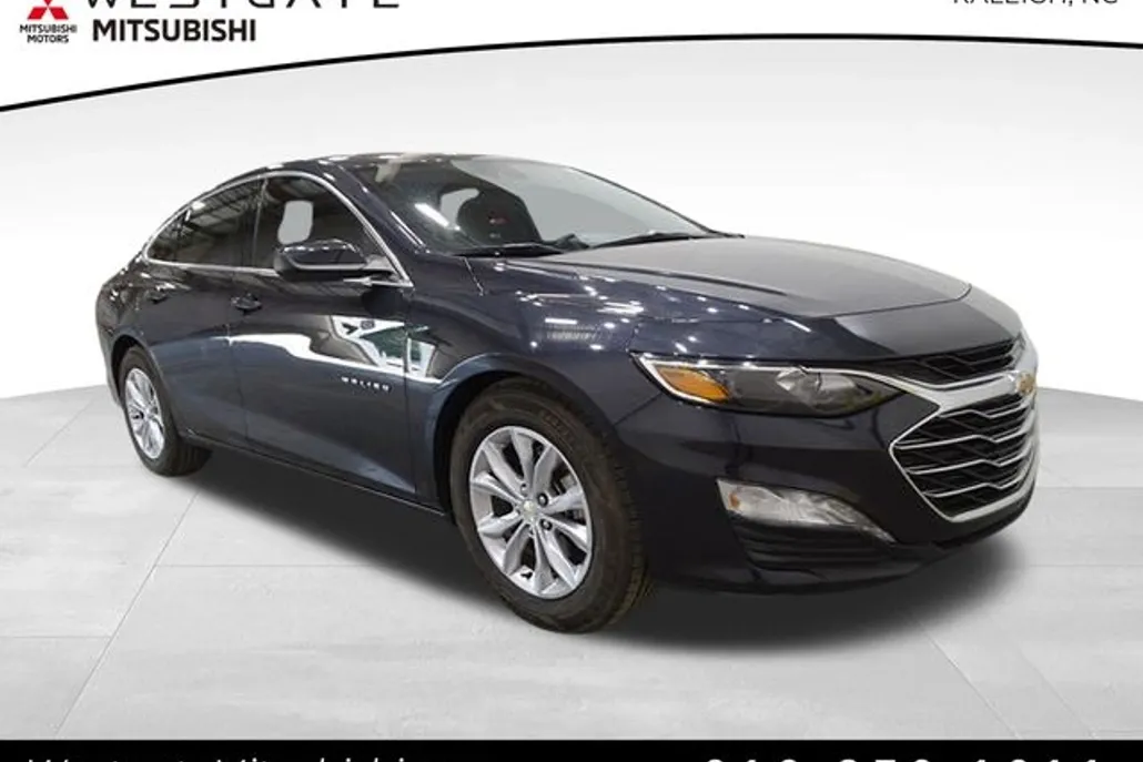 2023 Chevrolet Malibu 1LT photo 1