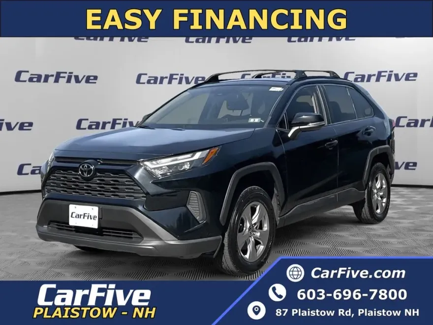 2023 Toyota RAV4 XLE photo 1