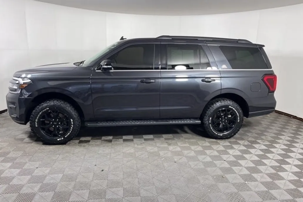 2024 Ford Expedition Timberline photo 1