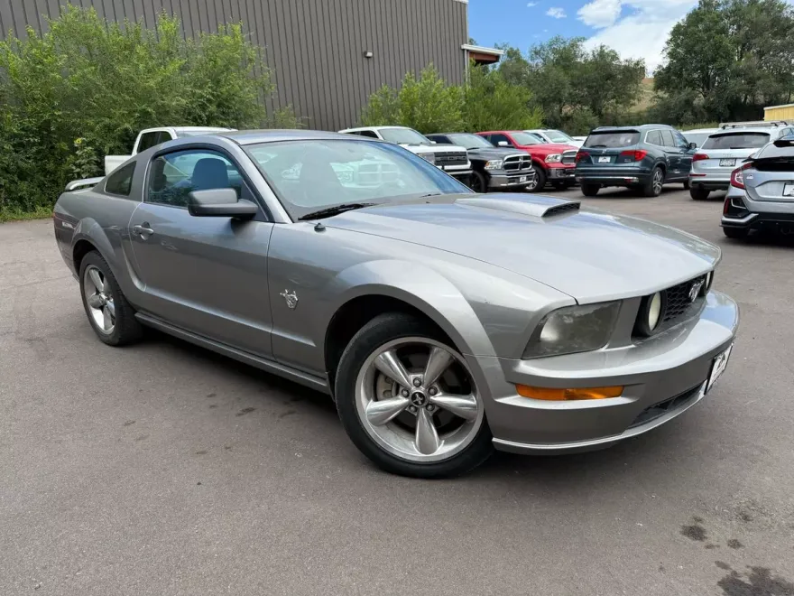 2009 Ford Mustang GT Premium photo 1